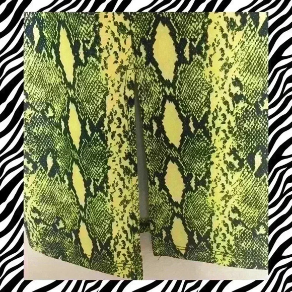 Lime Green Python Print Pencil Skirt - Picture 3 of 4